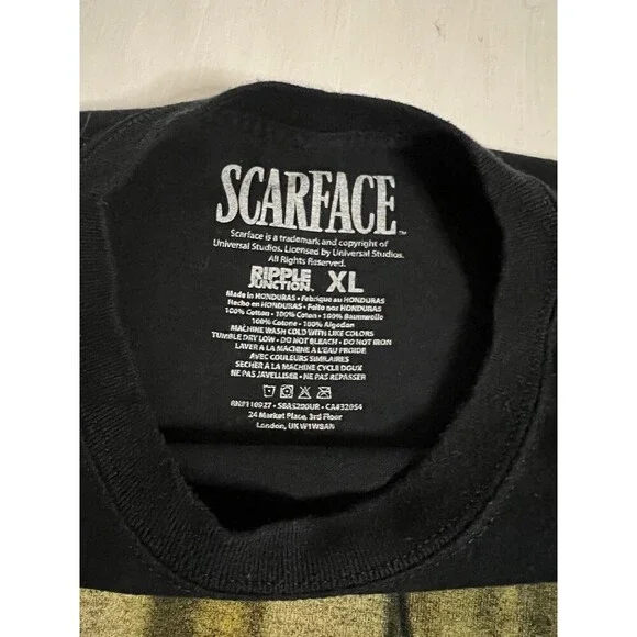 Scarface Movie T-Shirt XL Black Background Tub Scene Graphic Print On Tee - Picture 5 of 5